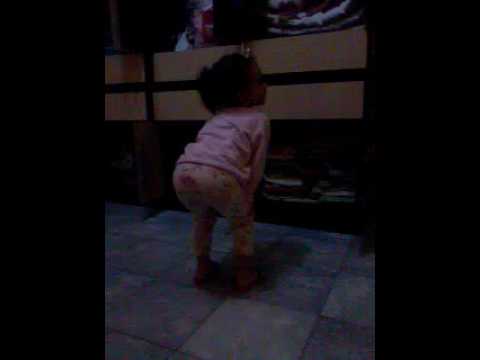 Ana Clara danca funk