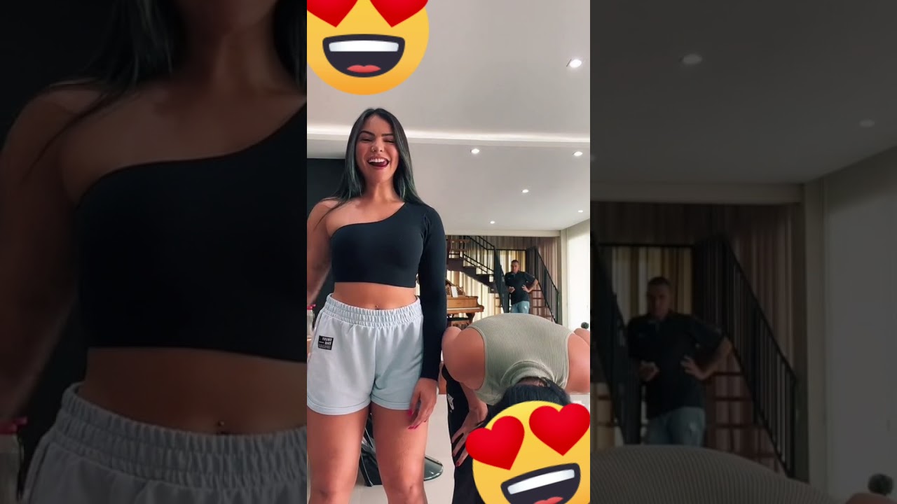 ANA MOSCONI E CARLA FARIA DANÇANDO