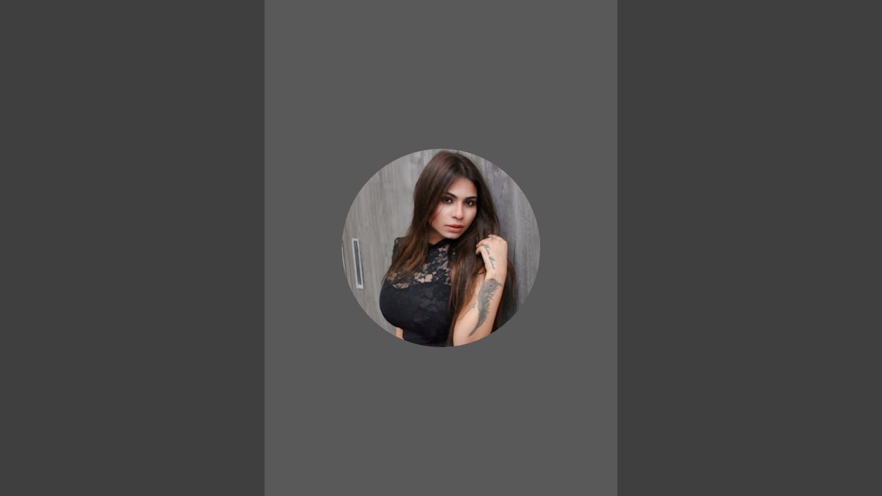 Anam khan is live