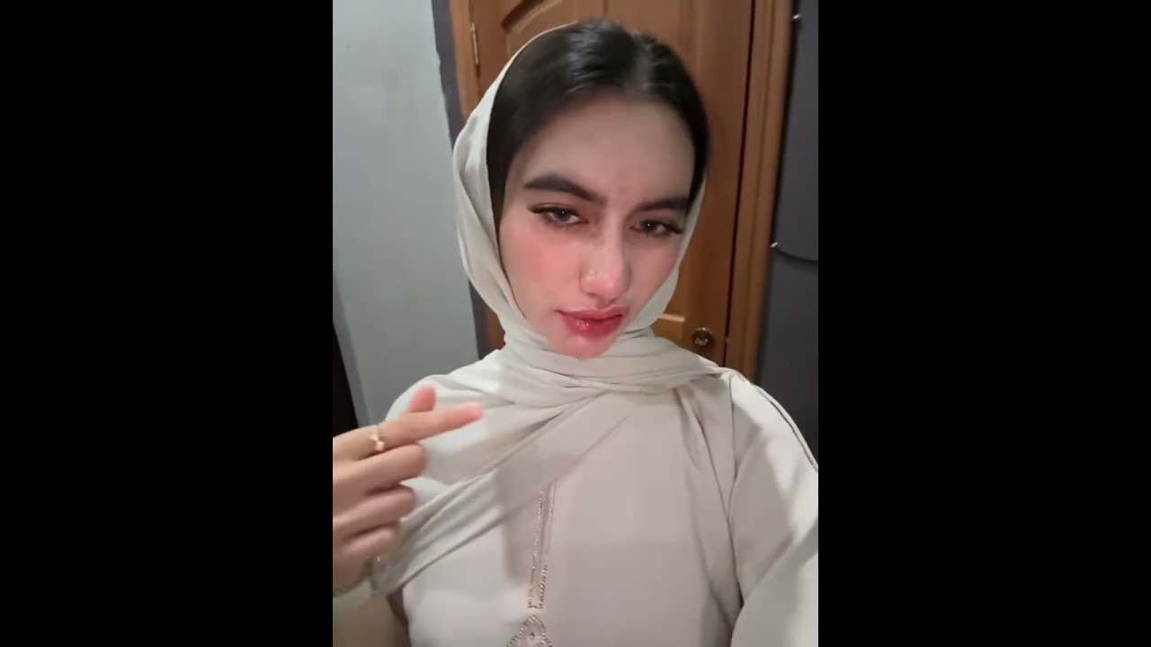 Ananda Zalva rexona hot