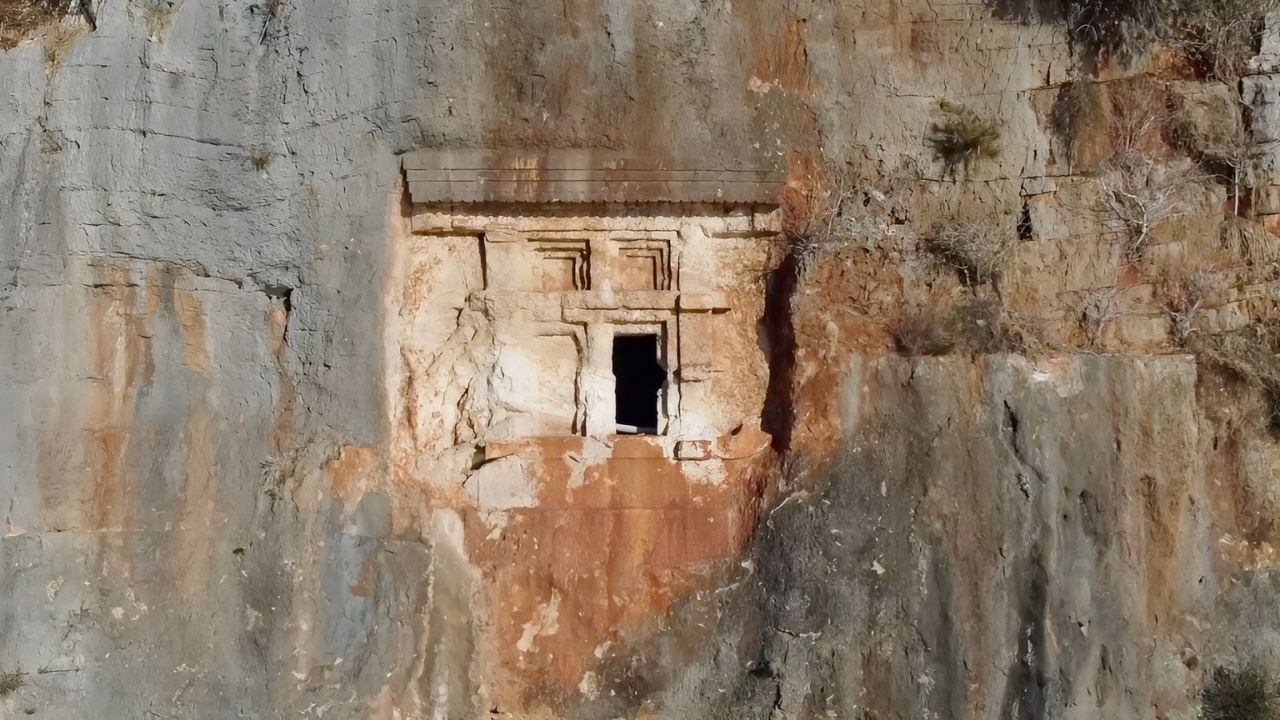 ANCIENT MYSTERIES | Unexplained Archaeological Places