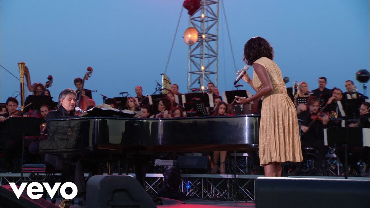 Andrea Bocelli, Heather Headley - Vivo Per Lei (Live From Teatro Del Silenzio, Italy / 2007)