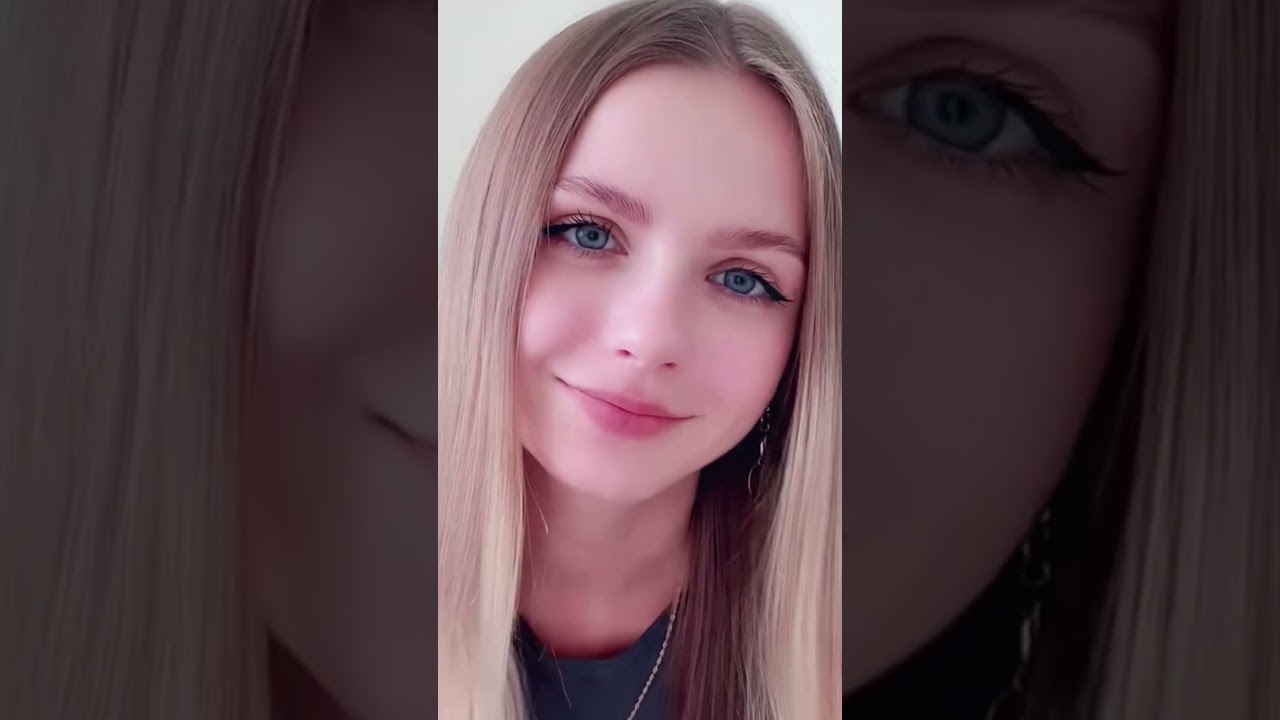andrea periscope 💋 live update-1 #periscope #live #livestream #broadcast #vlog