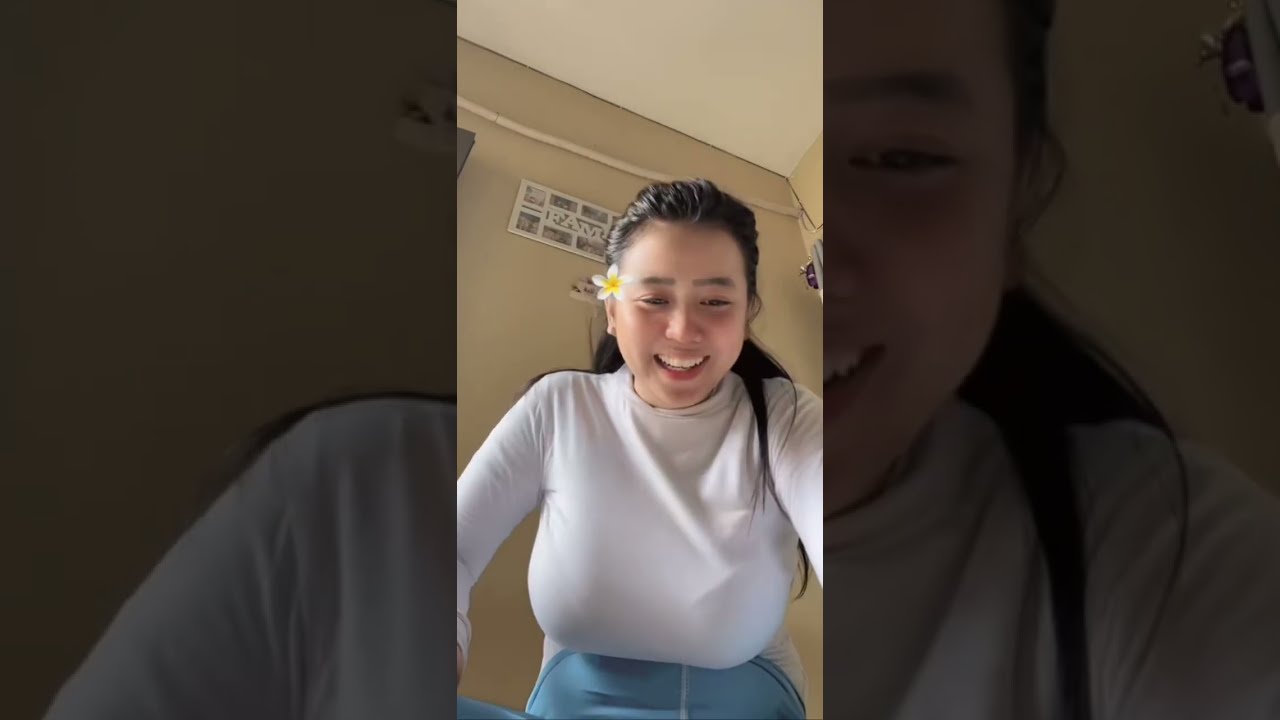 Anisa caur live tiktok makin gede aja itunya...#live #like #pemersatubangsaterbaru