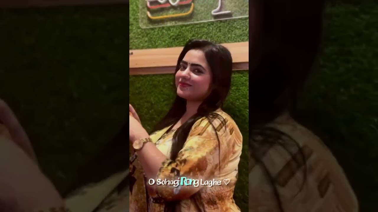 Anisha Momo | Viral video #tiktok #shorts #viralshorts #viralvideo #roasting #anishamusic