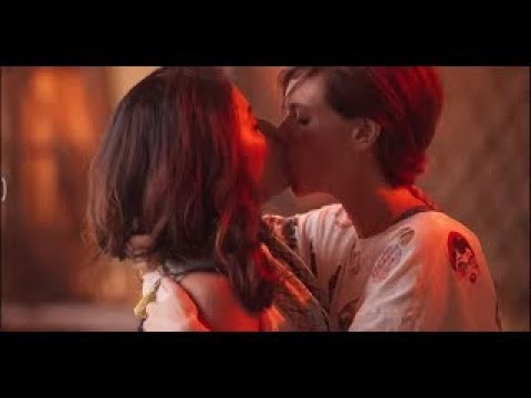 Anjali And Kalki Koechlin Lesbian Kiss From   Paava Kadhaigal