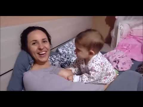 Annem kardeşimi emzirirken gizli çektim. İlk videyom