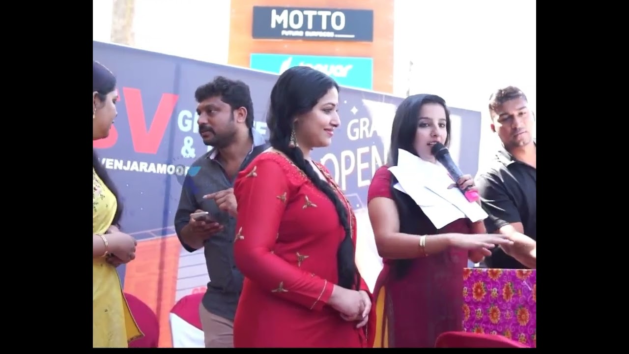Anu sithara hot boobs