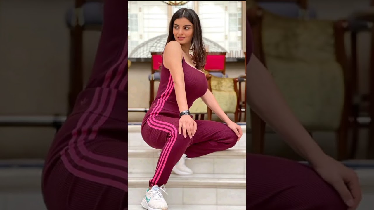 Anveshi Jain Hot In Yoga Pent 🔥🔥 | #anveshijain #youtubeshorts #shorts