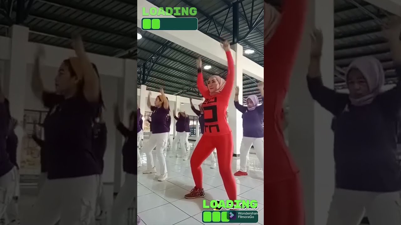 apem montok tante hijab semok