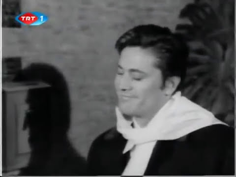 Çapkın Cüneyt Arkın ve yeni kiracısı