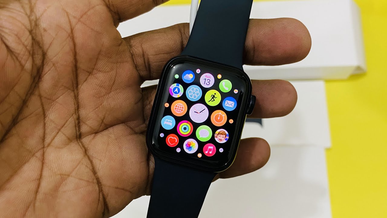 Apple Watch SE 2022 Unboxing and Setup! First Impression video After getting Apple Watch Se in 2023!