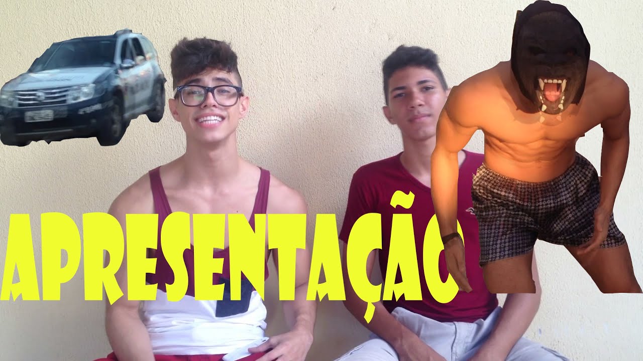 Apresentação e Cumprindo desafio só de cueca na rua