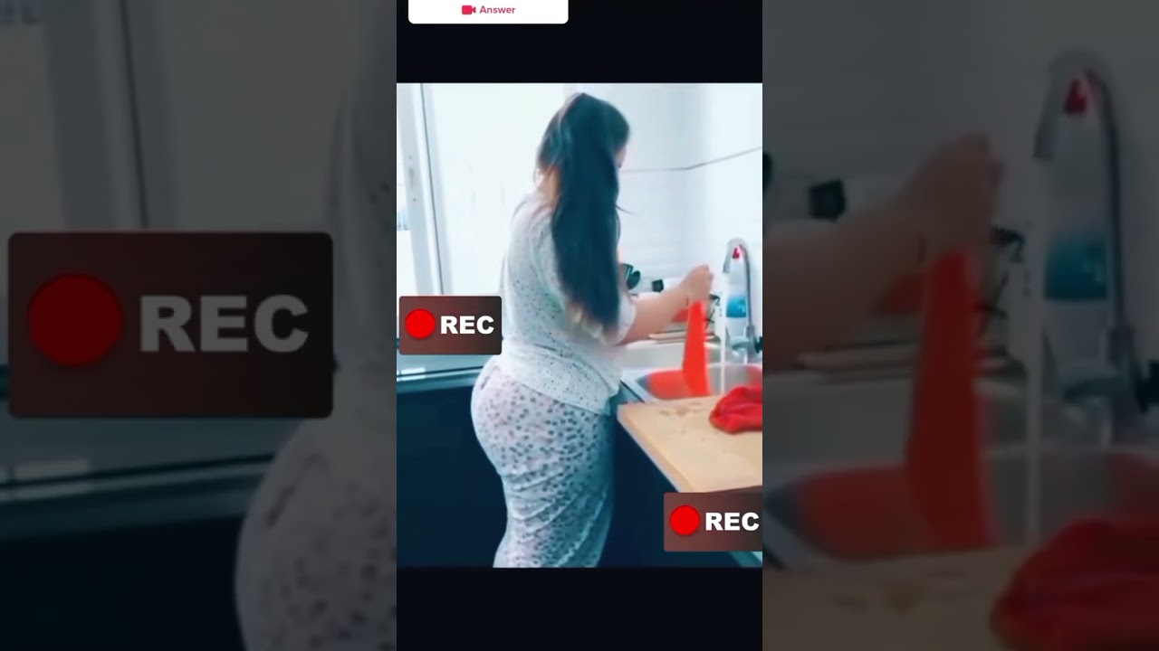 Arabic hot house wife