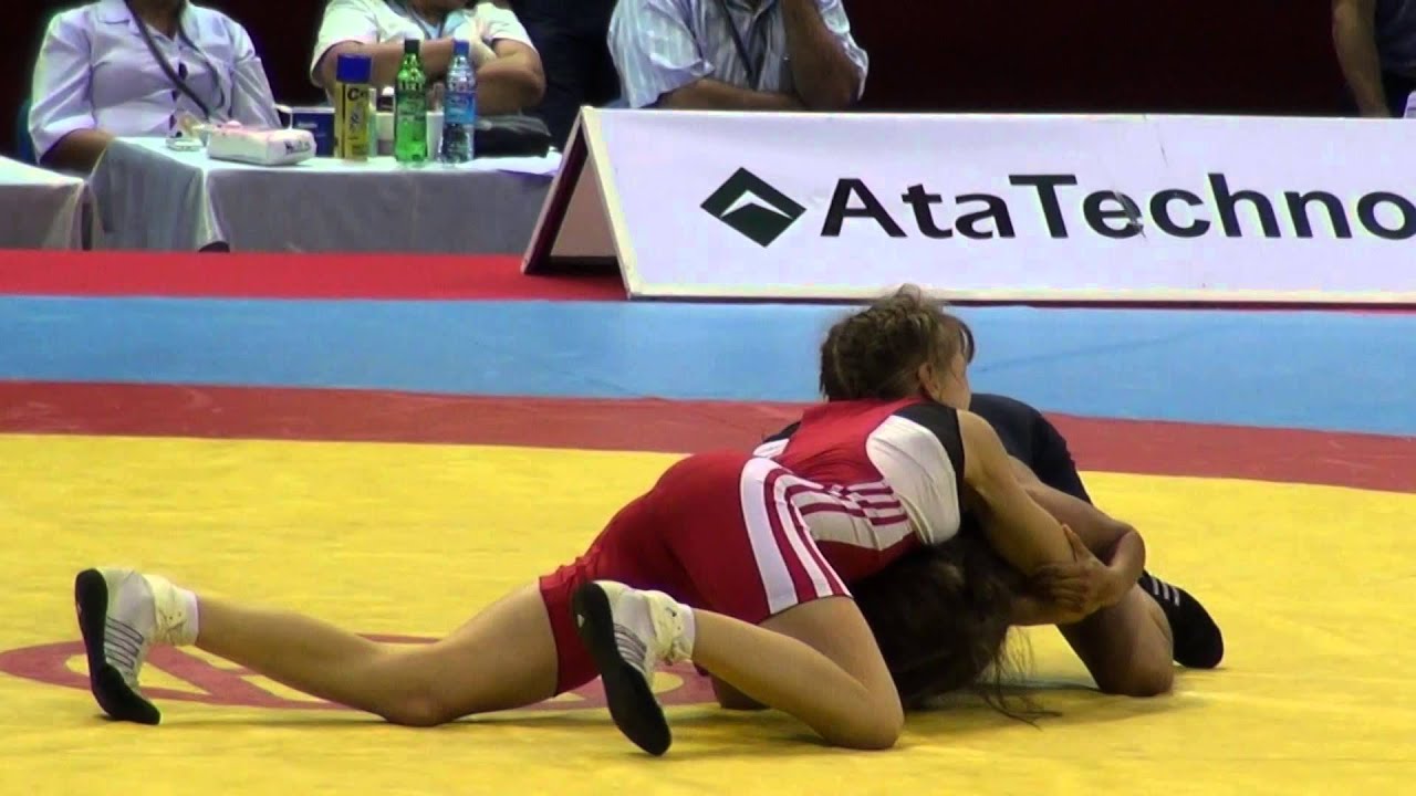 ARCHIVE.  2012. Cadet World Wrestling Championship FW 38 kg. Marina Doi (USA) vs Ankcheva (KAZ)