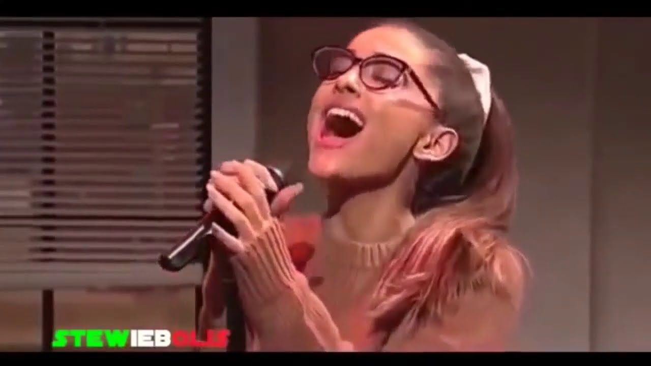Ariana Grande cantando I Will Always Love You (Whitney Houston) programa SATURDAY NIGHT LIVE