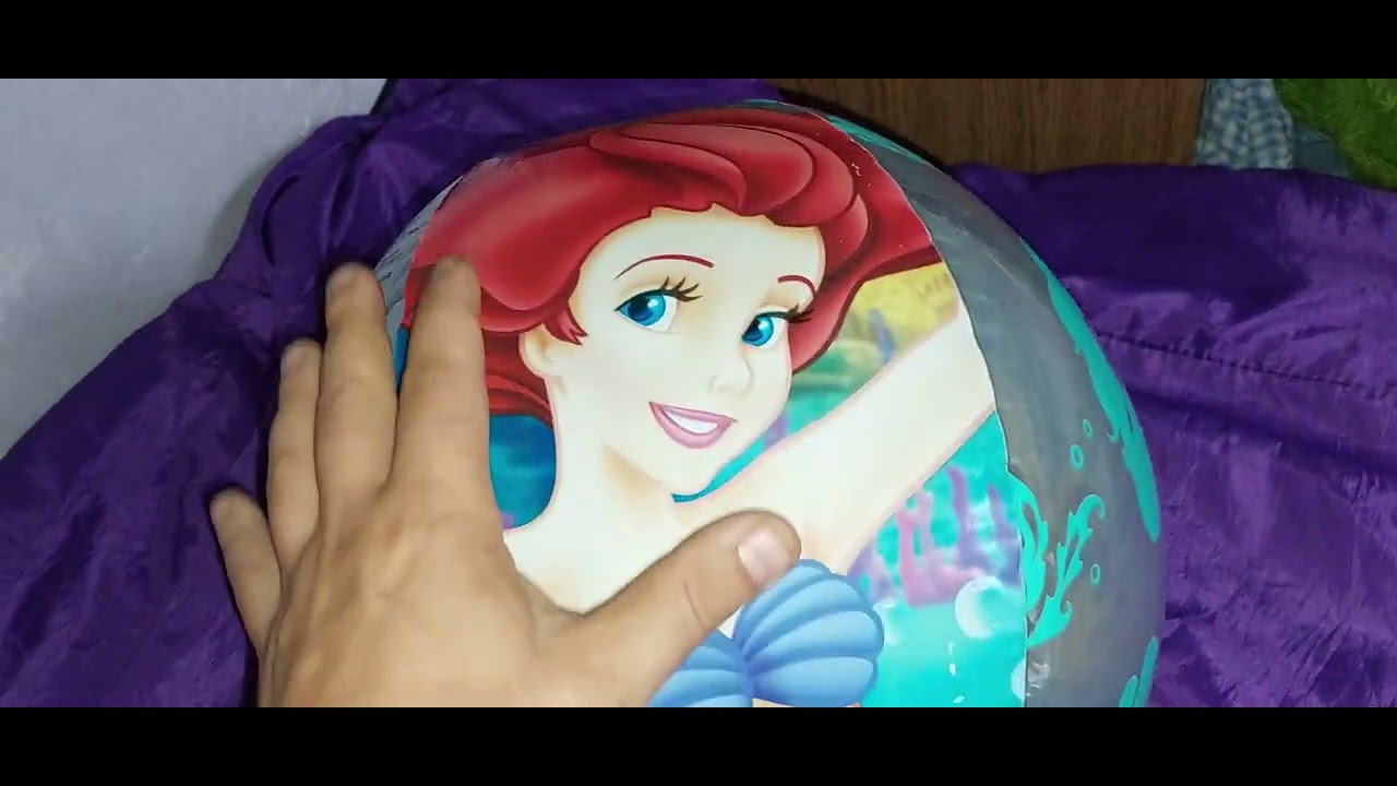 Ariel beach ball deflating(Ariel strandlabda leeresztés)