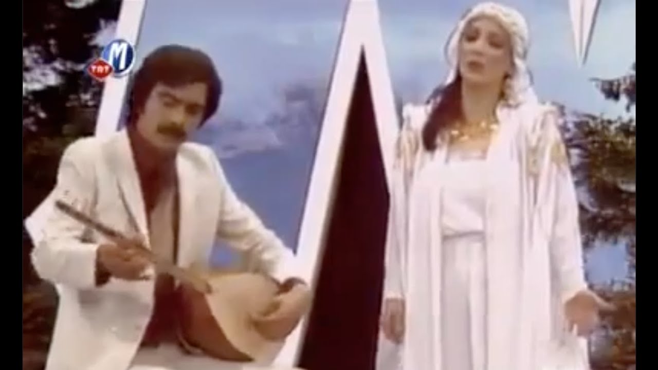 Arif Sağ, Belkıs Akkale (1982) 