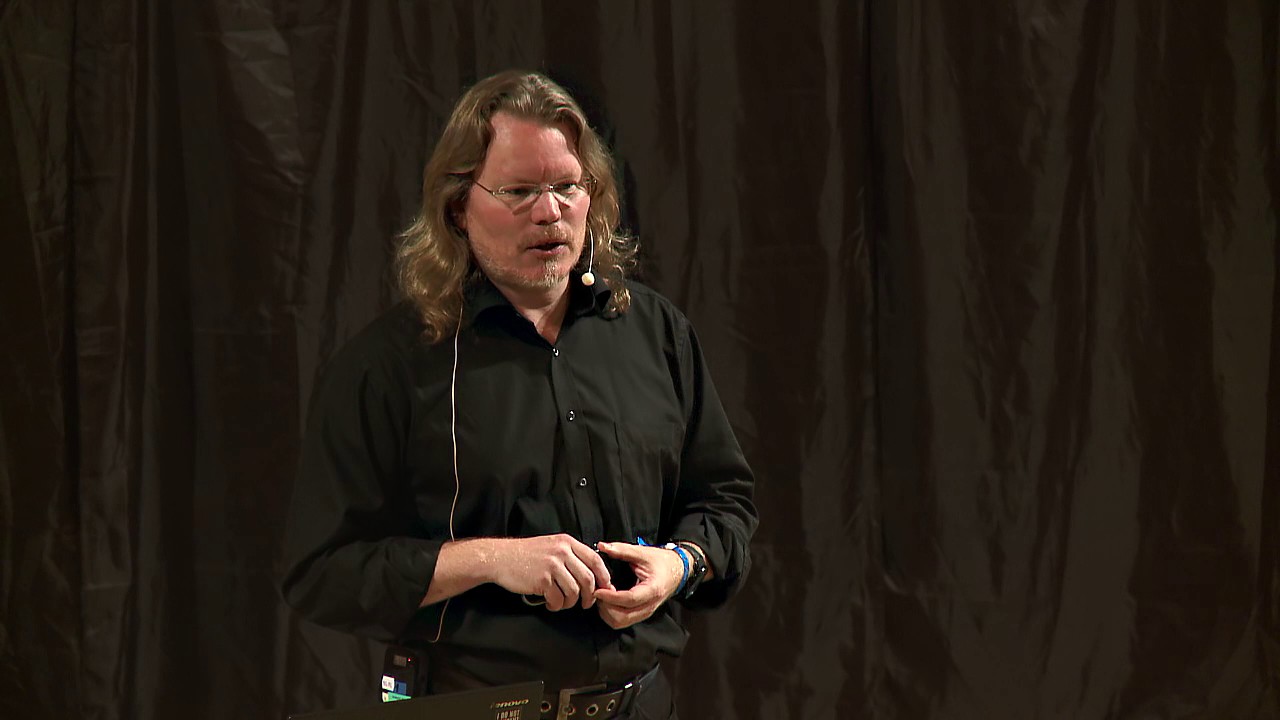 Arjen Kamphuis - The IT of another Europe