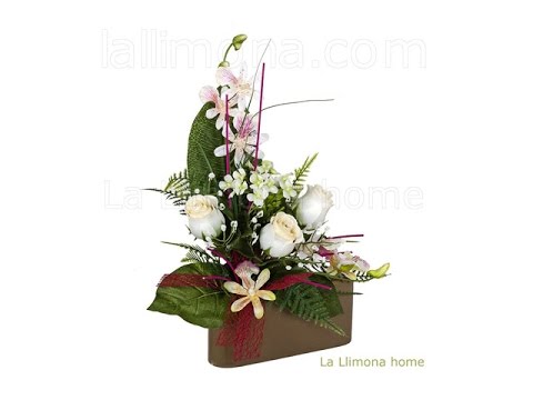 Arreglos florales artificiales. Jardinera cerámica rosas artificiales blancas - La Llimona