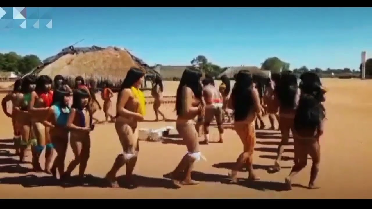 As índias do Xingu em sua essência. A dança do Uduhe