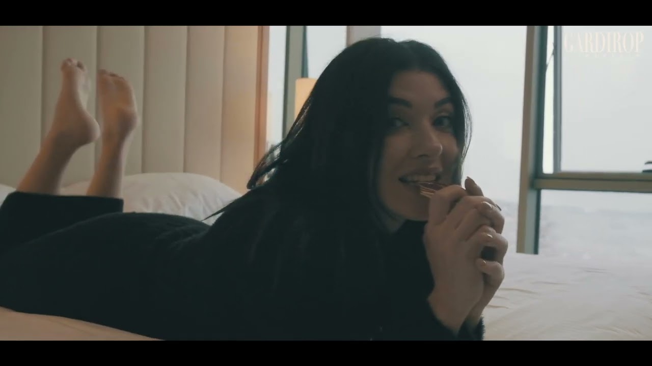 Aslıhan Güner x Gardırop Mag