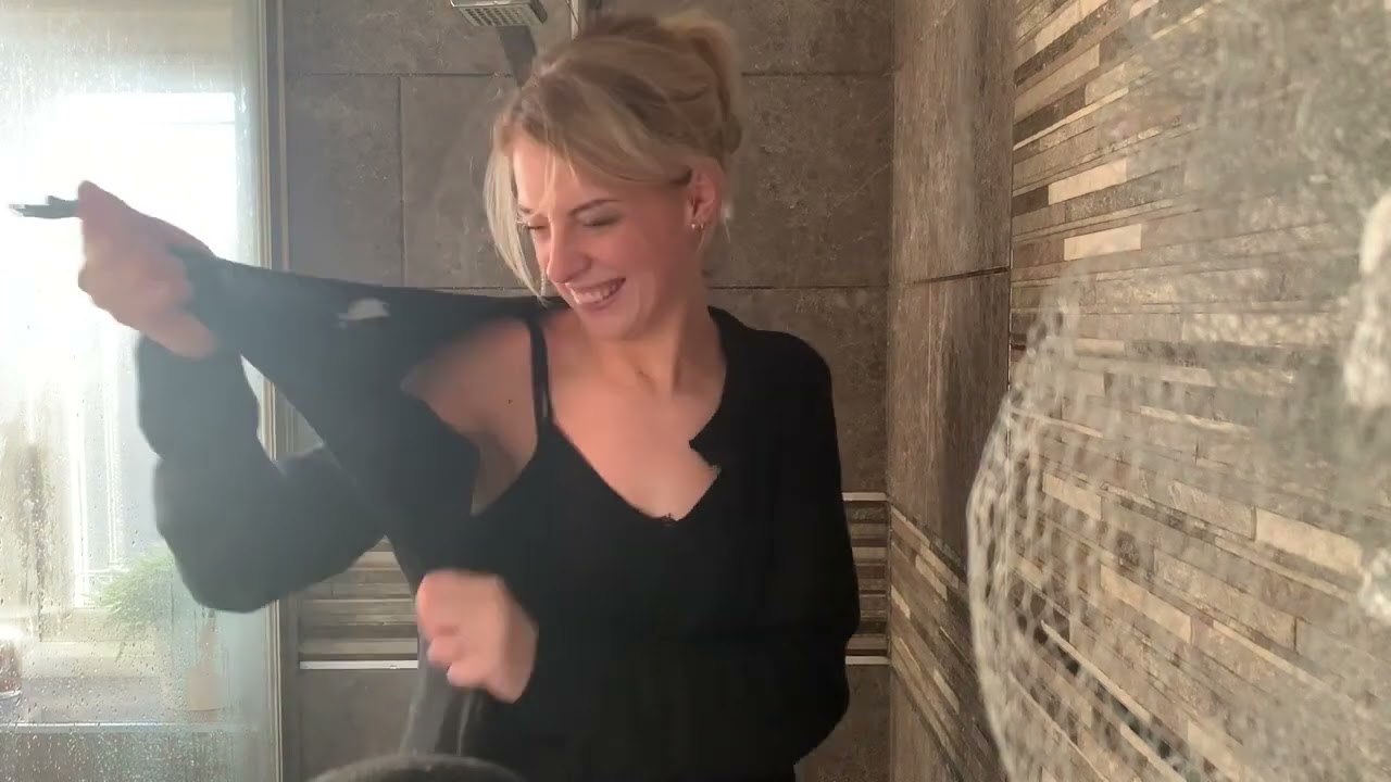 [ASMR]  Ripping Clothes Sounds[Shower] 🚿