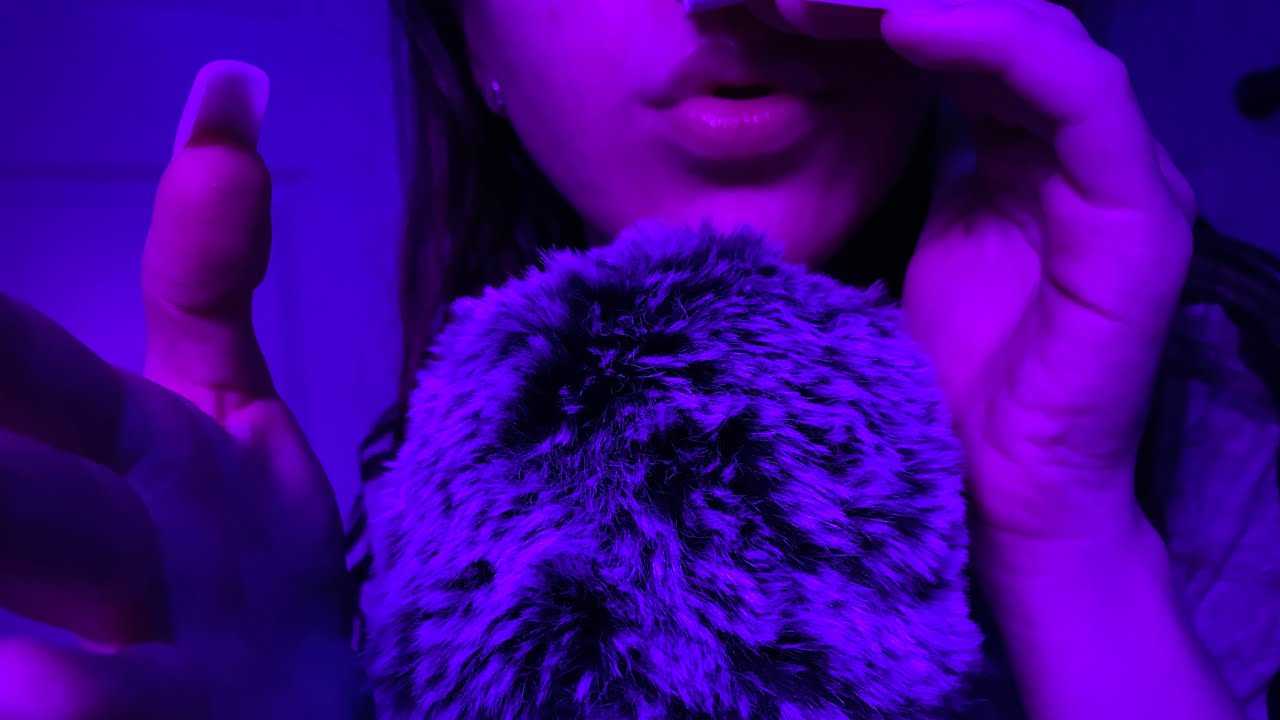 [ASMR - Whisper] Inaudible chit chat with slight mouth sounds ☕️