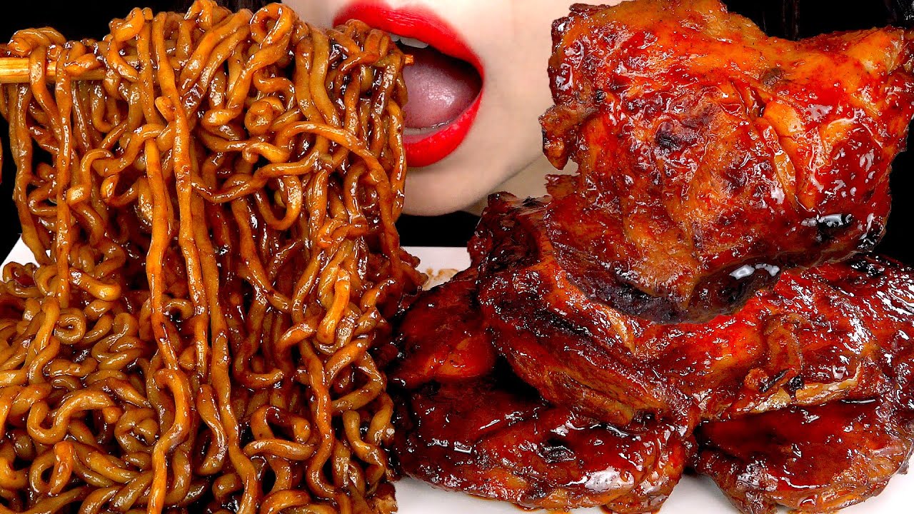 ASMR BLACK BEAN NOODLES JAMEICA CHICKEN 짜파게티 자메이카통다리치킨 먹방 MUKBANG EATING SOUNDS 咀嚼音 | ZOEY ASMR