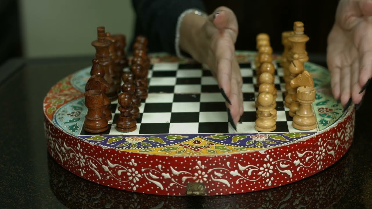 ASMR Chess Pieces & Long Nails