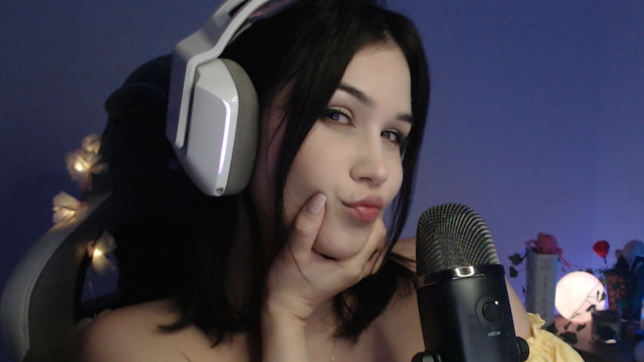 ASMR Close Up Lovely Kisses