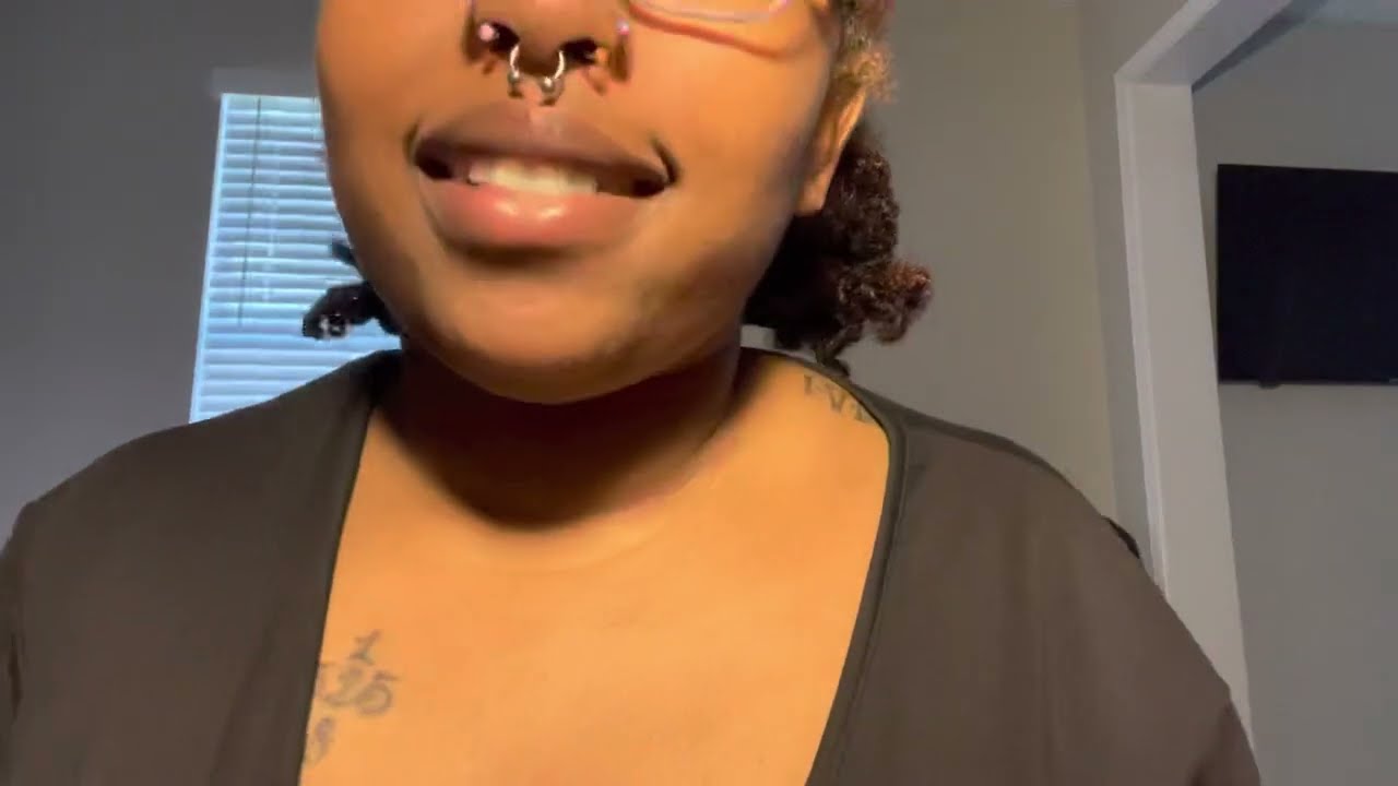 ASMR| Cringy RP 😩 Secretary pt. 2  (🍑+🍒 clapping sounds, mouth sounds & slight body scratching)