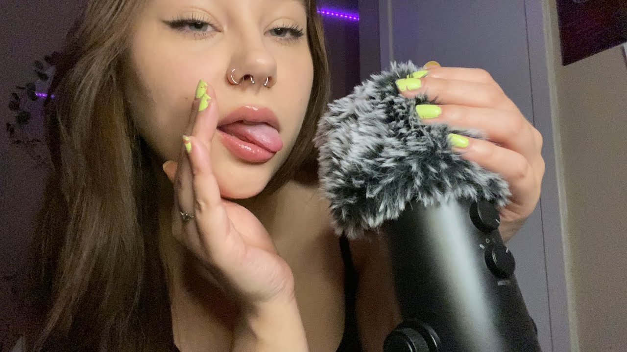 ASMR Fast Mouth Sounds and Fluffy Mic Scratching