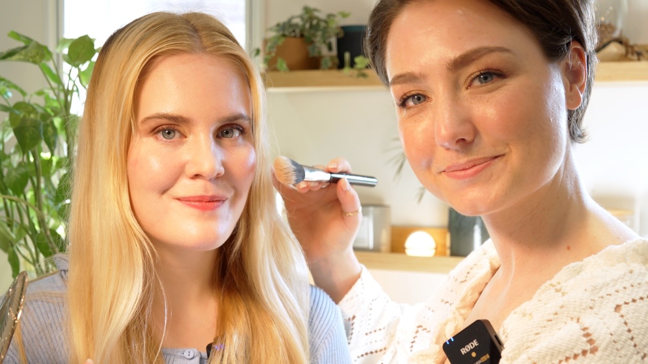 ASMR Makeup from one of my Favourite ASMR YouTubers @WhisperAudiosASMR  (Unintentional ASMR)