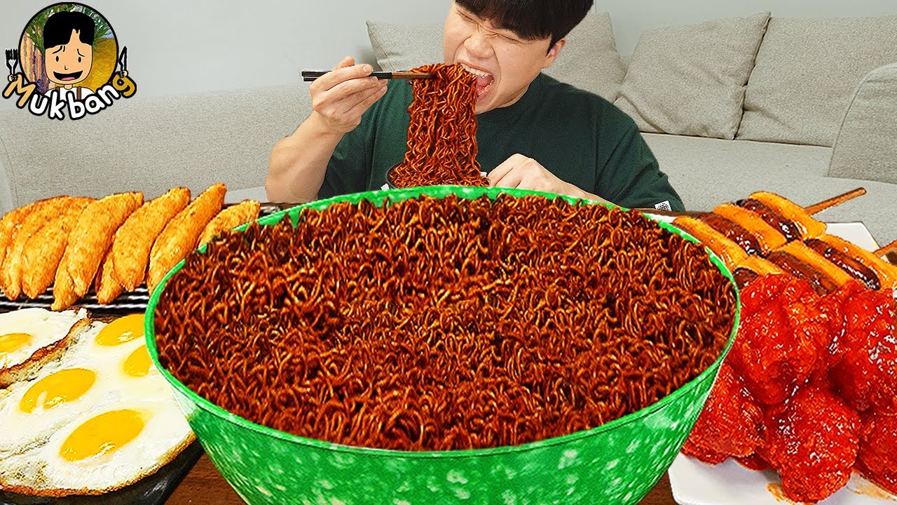 ASMR MUKBANG | Ayam Goreng, telur goreng, mie kacang hitam, Kimchi Makanan Korea resep ! makan