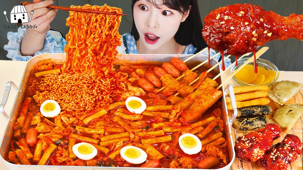 ASMR MUKBANG| Giant Tteokbokki with noodles, Seasoned chicken, Various fries, eating