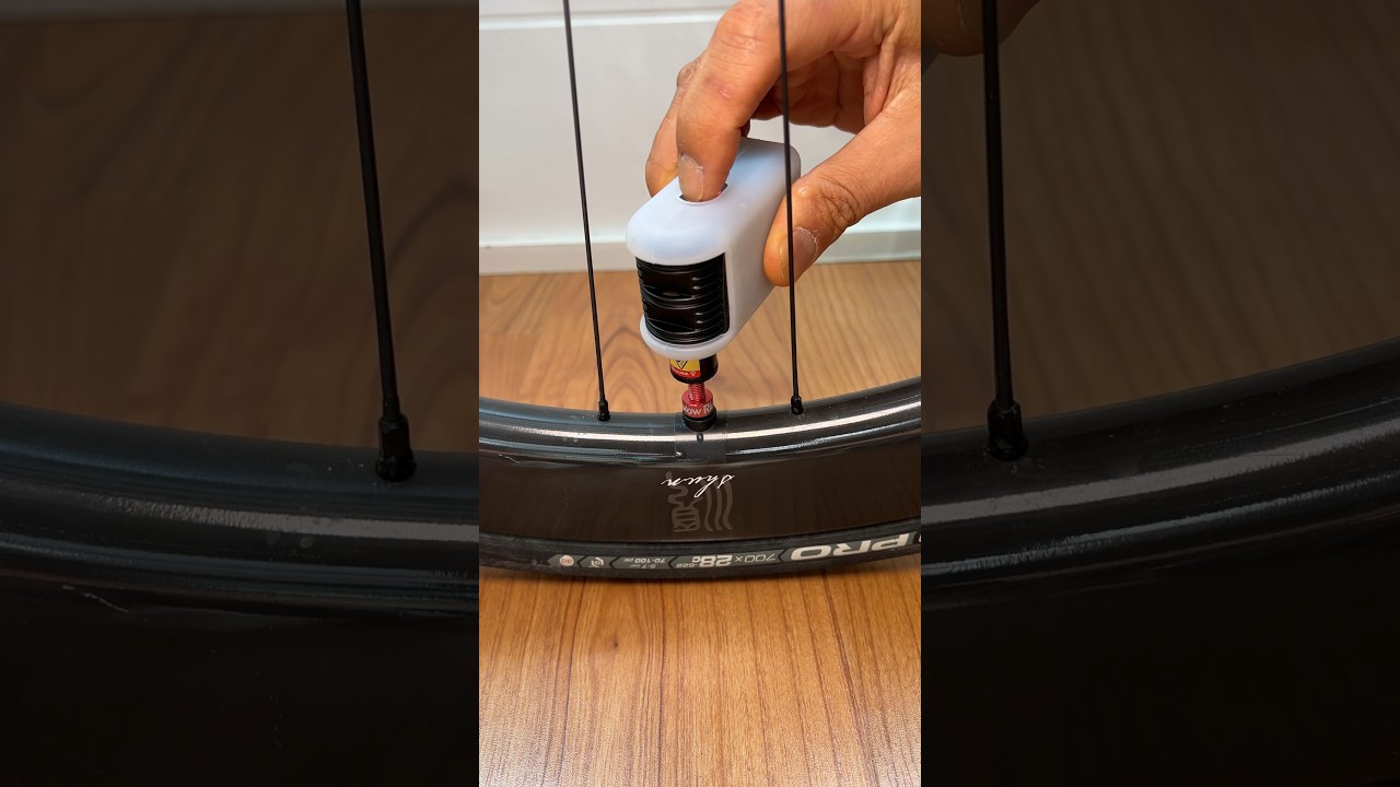 ASMR Unboxing and testing a Flextail mini bike pump