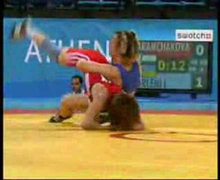 atina bayan güreş2