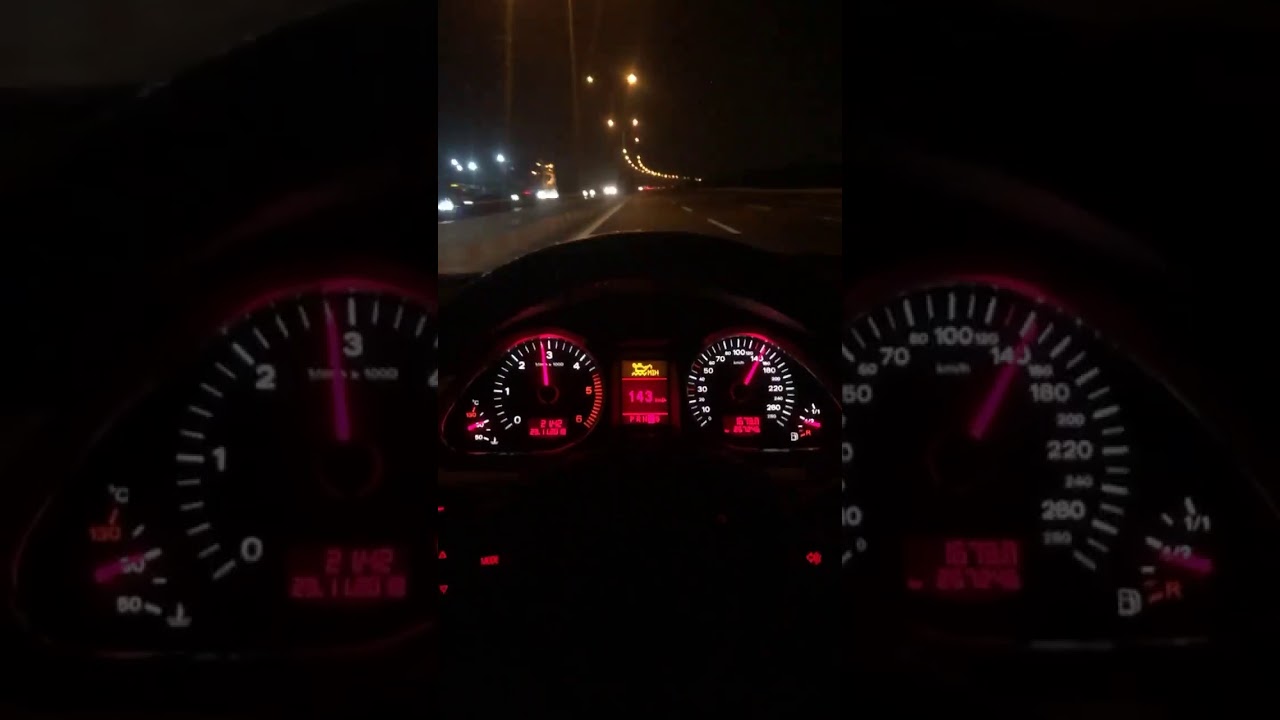 Audi A4 Gece Snap #8 (ig: @arabaa.snapleri)