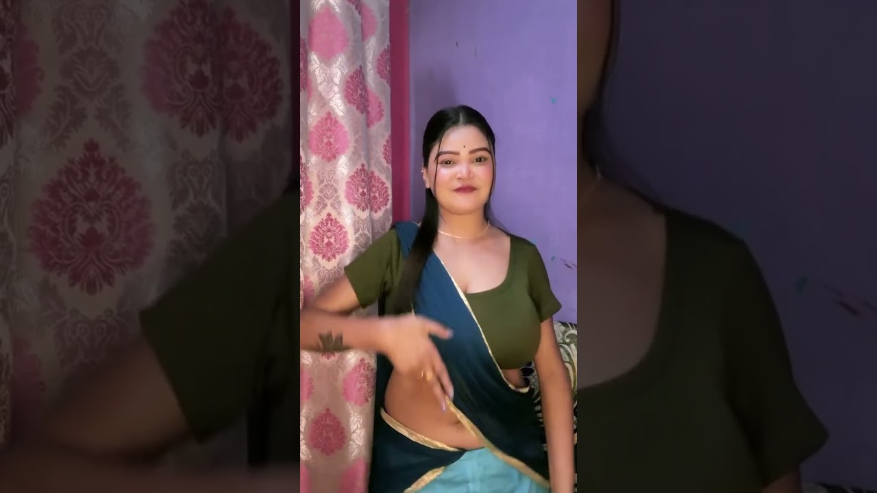 Aunty Dance ❣️ Hot Desi Aunty Dance ♡ | #shorts​ #aunty​  #auntyloverstatus​ #viral​ #shortfeed​ #