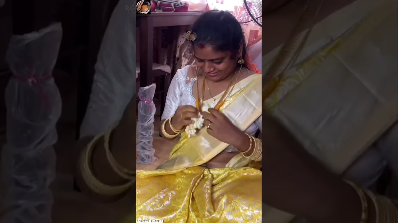 aunty saree navel video