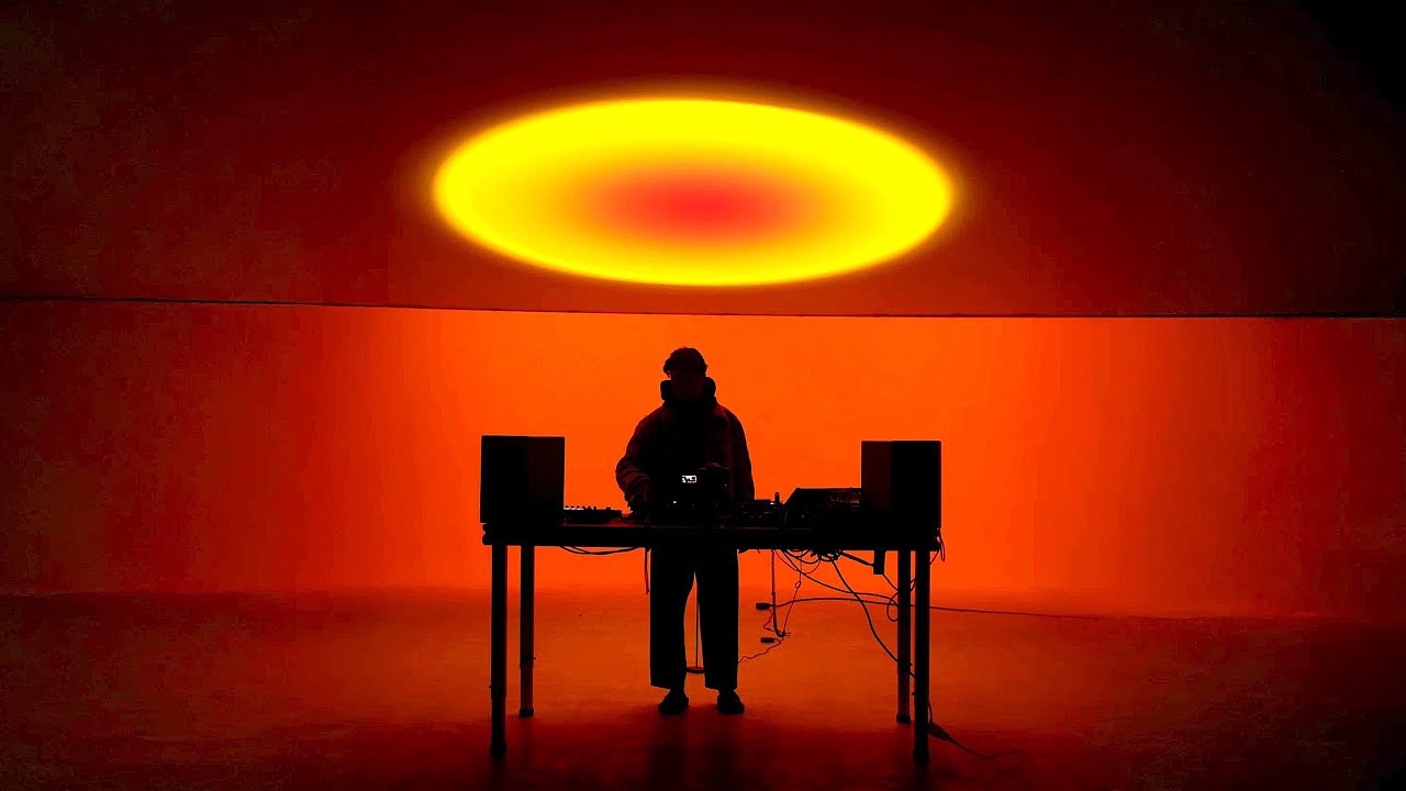 AVAION - Frequency and Light (DJ SET)