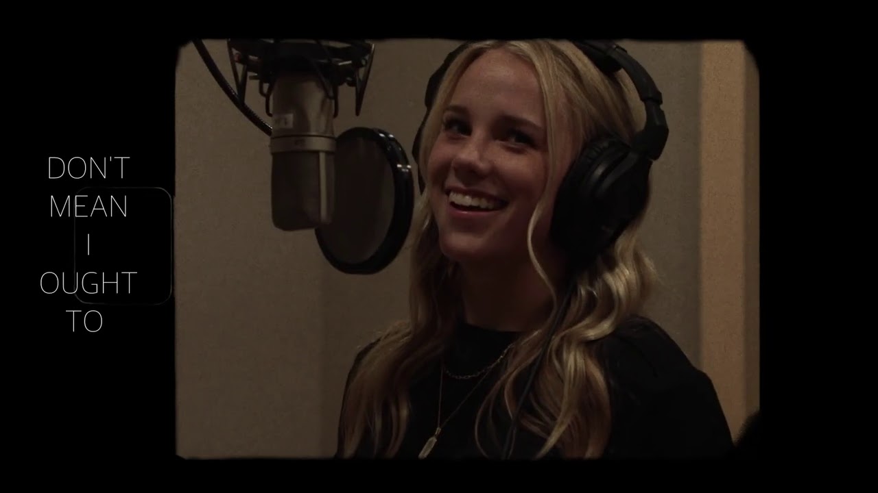 Avery Anna - Just Cause I Love You  (Lyric Video)