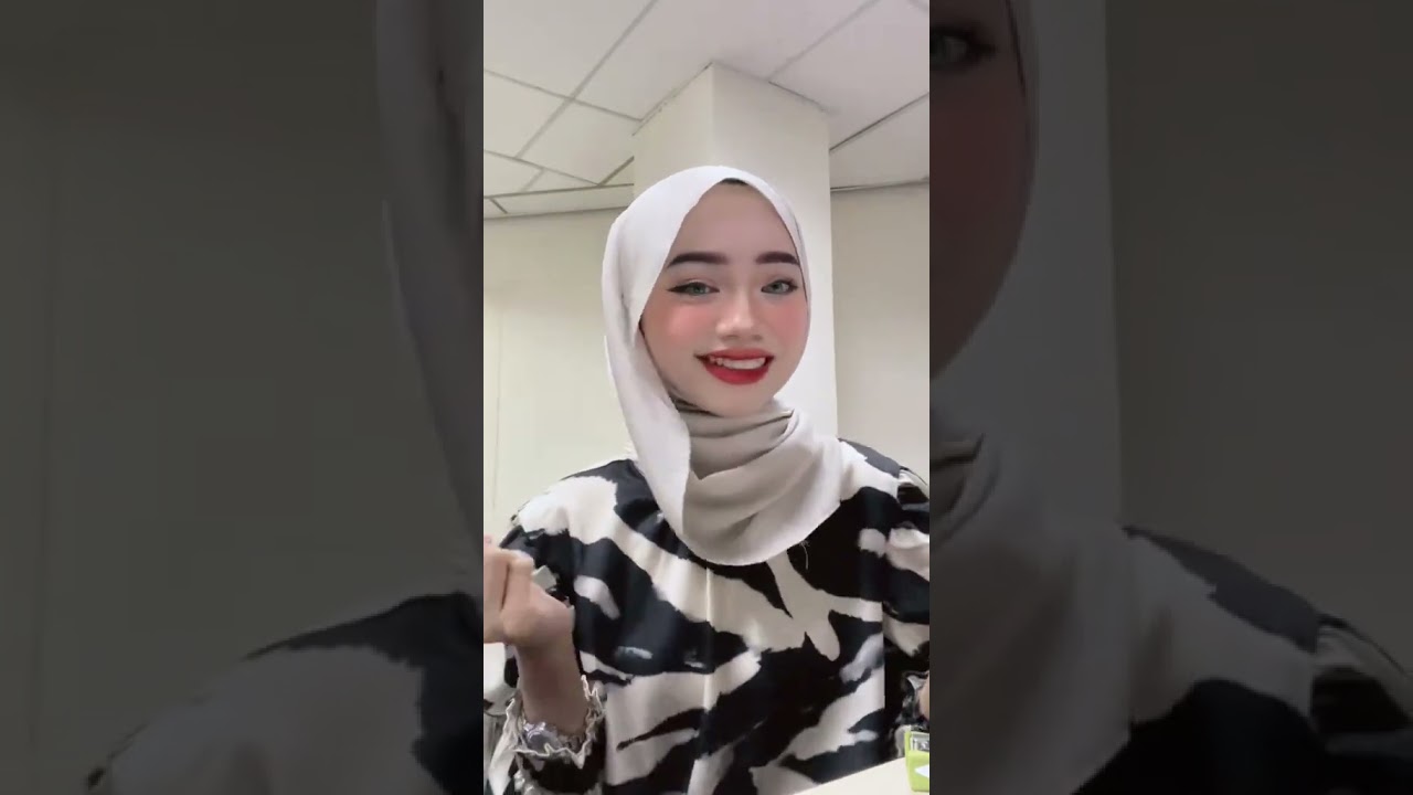 Awek goyang dada