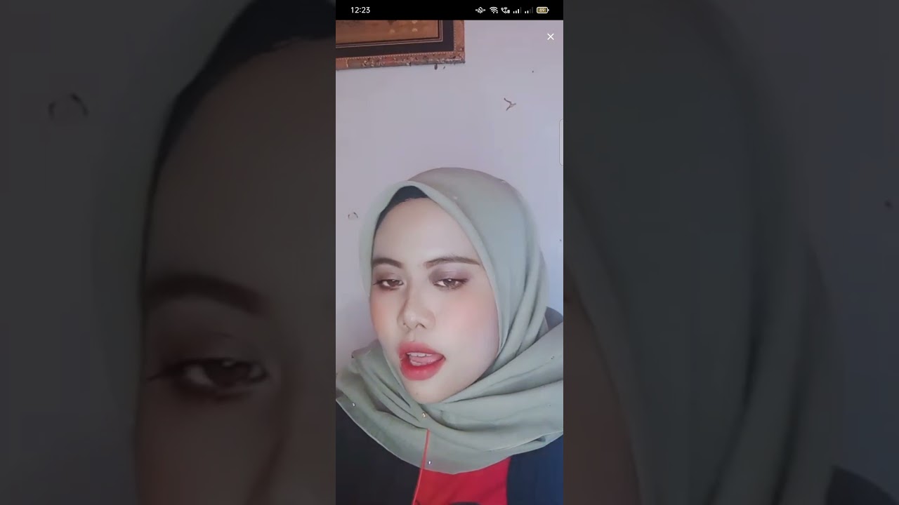 awek hijab live cam