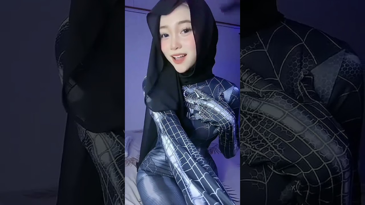 awek melayu baju spiderman