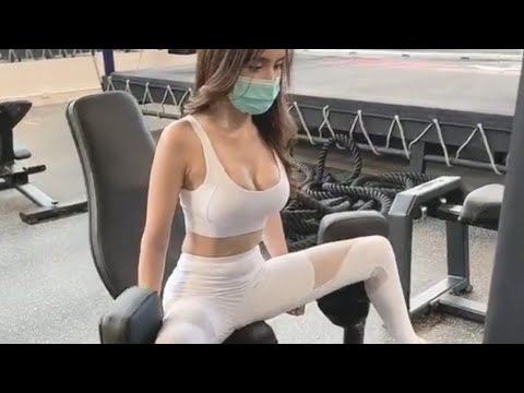 Awek tiktok tayang