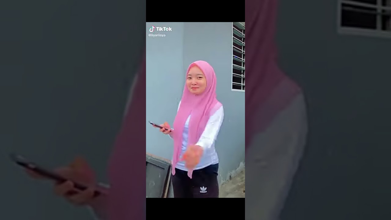 awek tudung