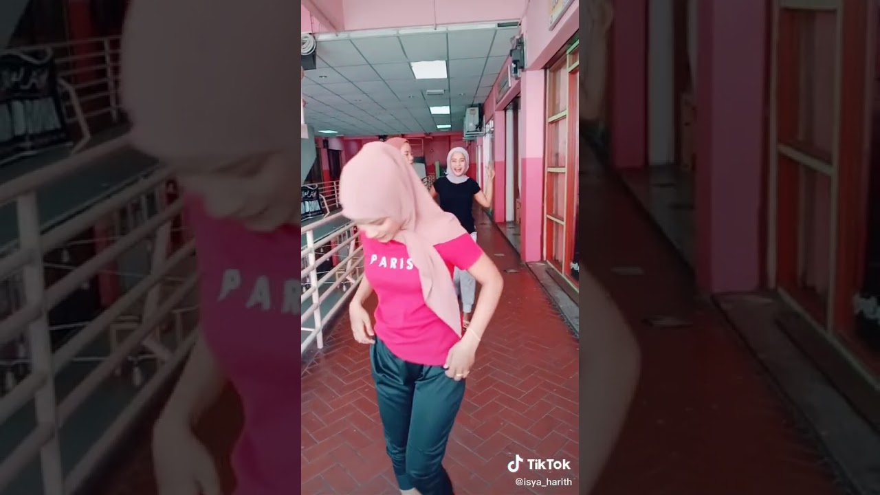 Awek tudung