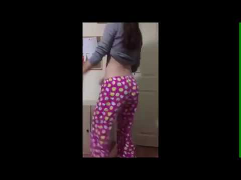 Ay yapamıyorum diye twerk yapan türk kızı